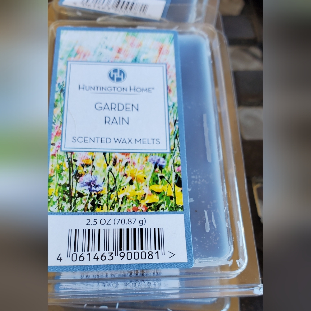 Huntington Home Scented Wax Melts Garden Rain New.